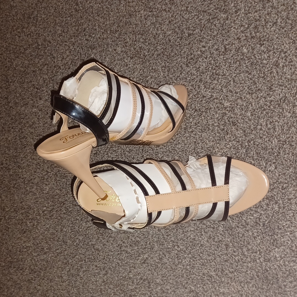 Women's Strappy Heel
